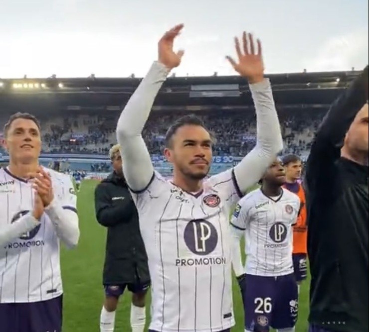 Suazo celebrando el triunfo en su nuevo equipo | Foto: Captura Suazo celebrando el triunfo en su nuevo equipo | Foto: Captura