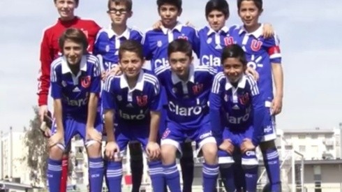 ¡Hasta un gol de globito! Revelan video con grandes jugadas de Lucas Assadi y Darío Osorio cuando eran niños