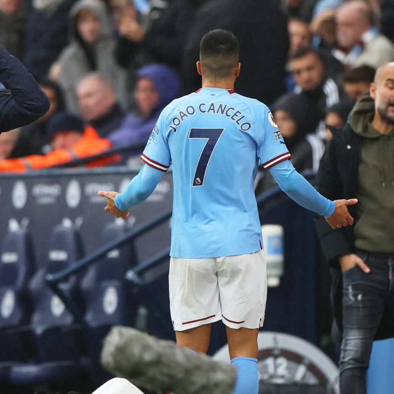 Romano explicó el porqué de la salida de Cancelo del City