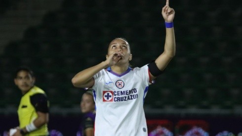 Daniela Monroy marcó su octavo gol portando la playera de Cruz Azul.