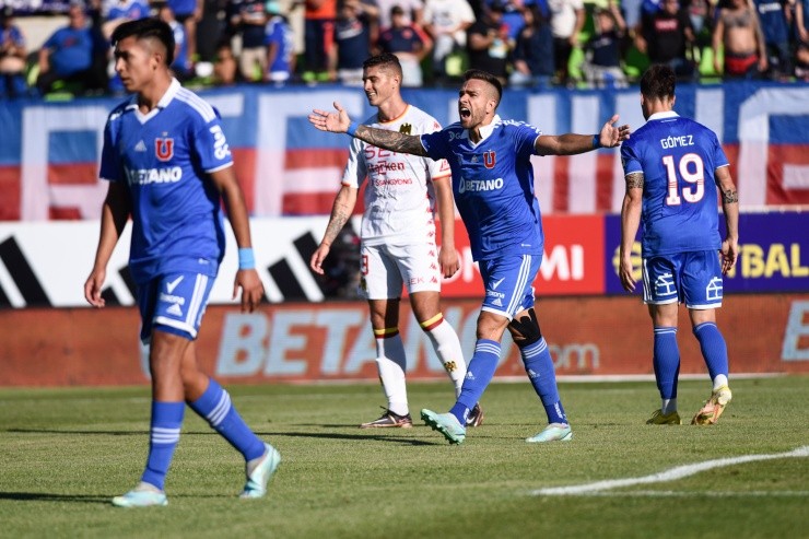 Zaldivia es pieza clave en la defensa de la U | Foto: Agencia Uno 