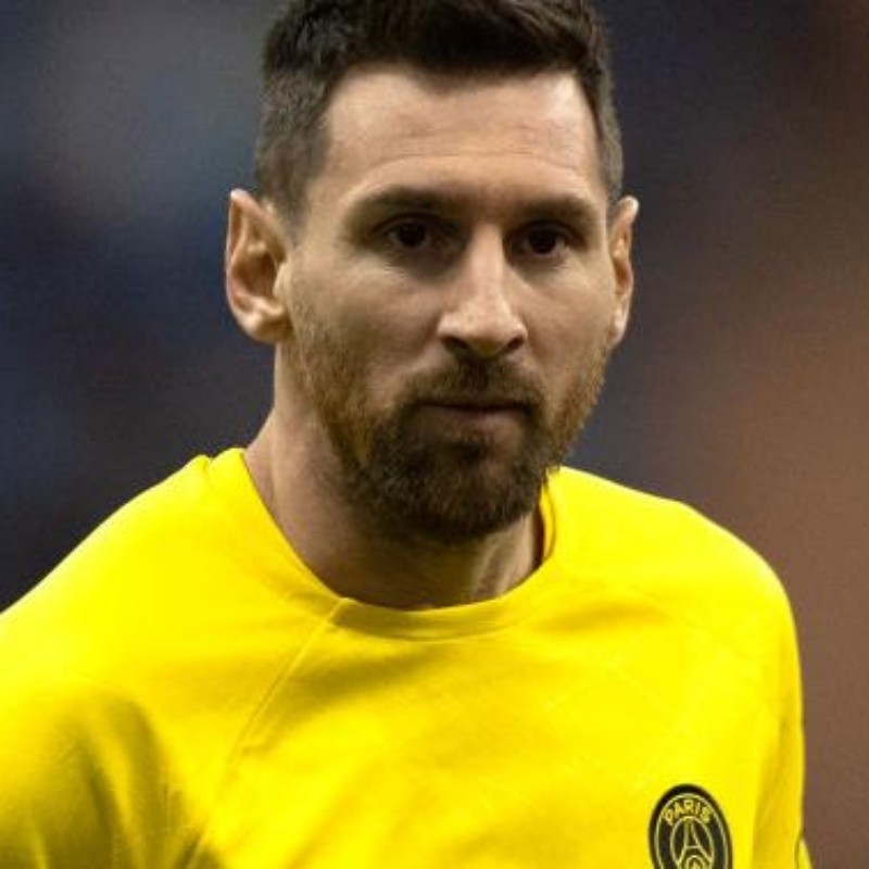 FÃ DE CARTEIRINHA! Atacante do Barcelona ‘deixa Messi de lado’ e declara fã base para brasilerio