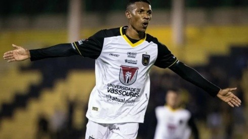 Foto: Divulgação/VRFC - Lelê é artilheiro do Carioca com 6 gols e interessa ao Vasco