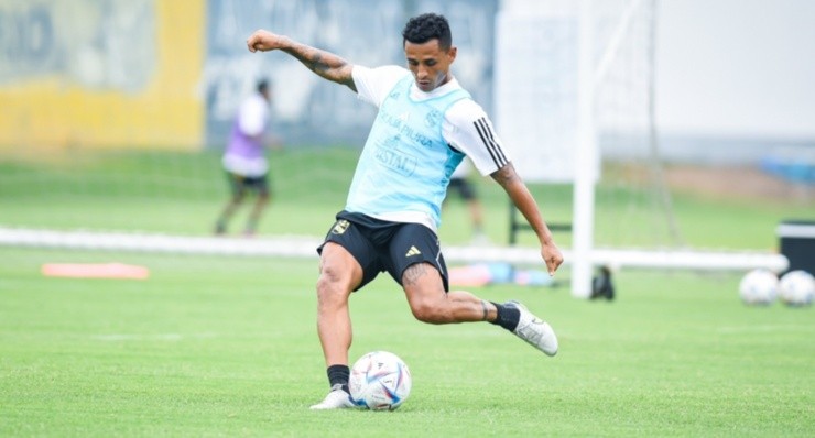 Yoshimar Yotún Universidad Católica