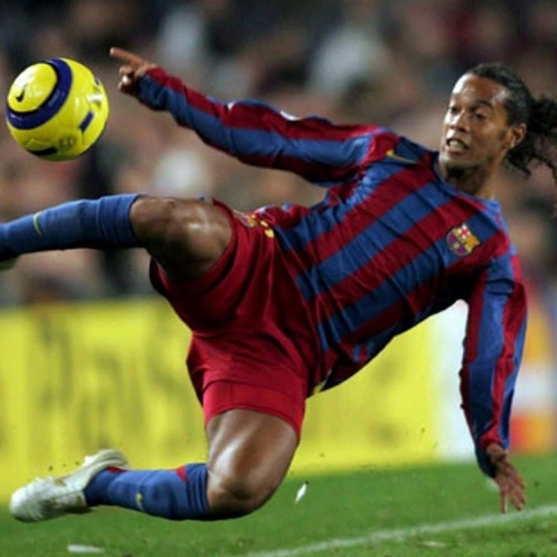 ¿Ronaldinho juega la Kings League?