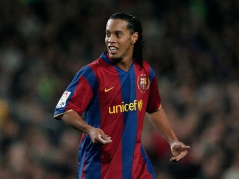 Ronaldinho's son follows his father's steps and signs with FC Barcelona