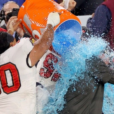 2022 Super Bowl Gatorade color odds: Blue and orange favored