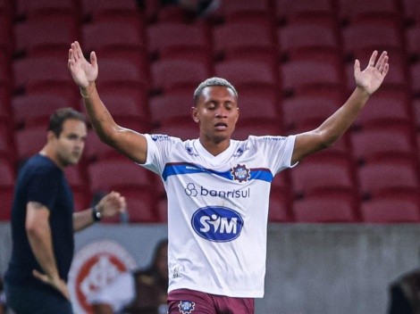 Dono de 'multa estratosférica' e autor de dois gols contra o Inter, Wesley revela emoção