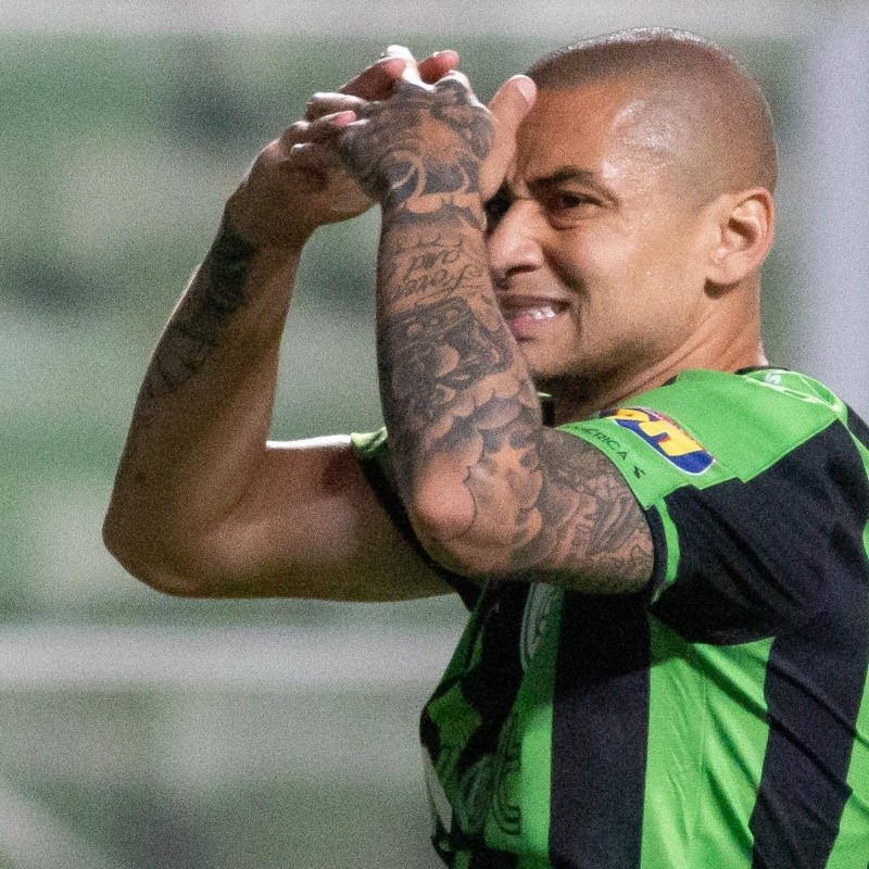 DIFERENCIADO! Wellington Paulista entrega ponto diferente do América e Vagner Mancini