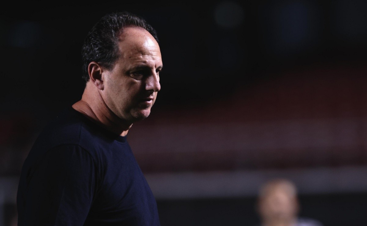 Rogério Ceni recibe noticias de última hora tras la decisión de la CBF sobre la frontera de extranjeros en Brasileirão