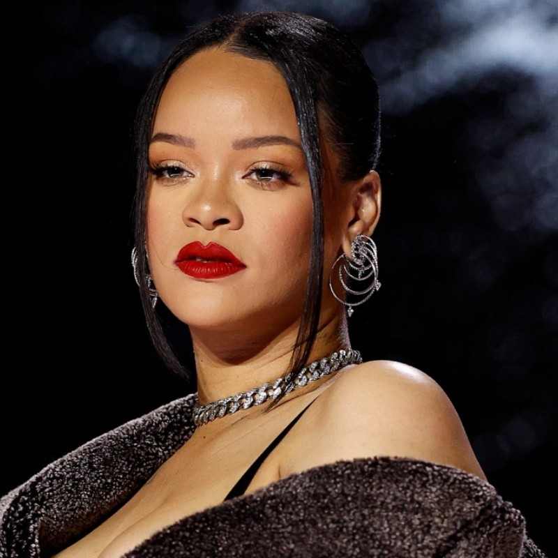 How Much Is Rihanna Getting Paid for the Super Bowl? Nothing