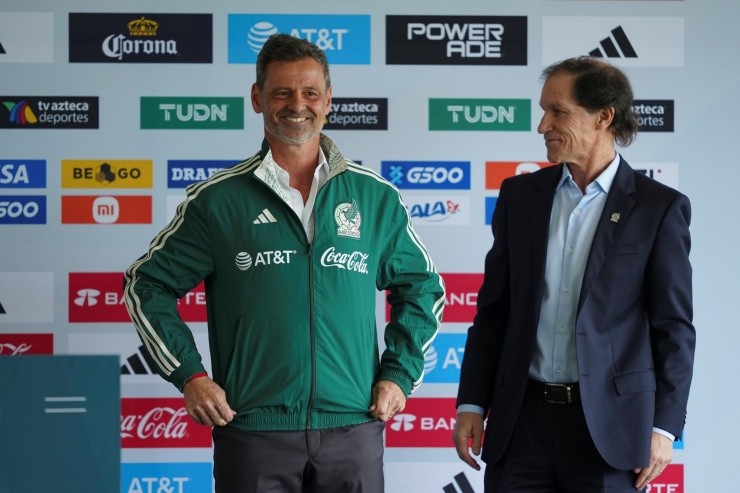 Cocca se puso el buzo de la Selección Mexicana por primera vez (Imago7)