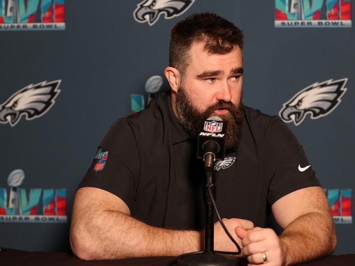 Eagles, Jason Kelce reach contract agreement for 2023 season – NBC