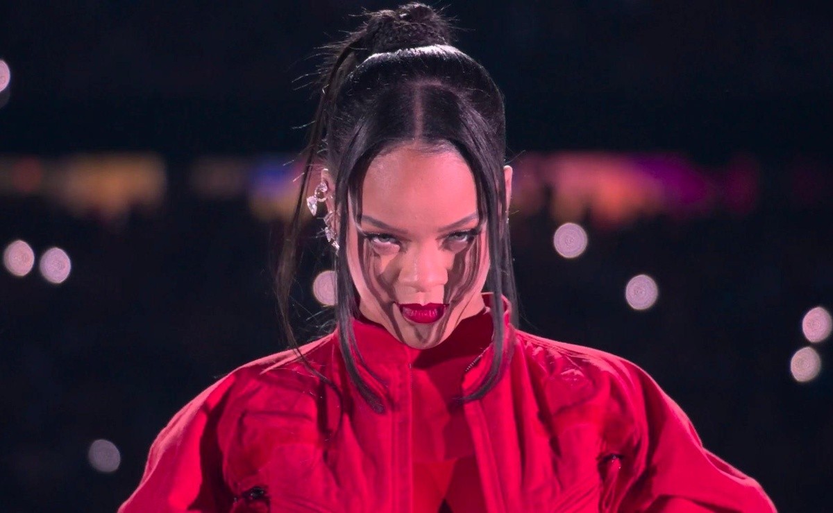 AO VIVO: saiba onde assistir ao show de Rihanna no Super Bowl