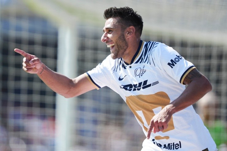 Eduardo Salvio comenzó este torneo con grandes actuaciones, pero las lesiones lo alejaron del campo (Imago 7)