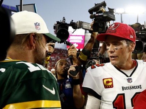 NFL: Tom Brady se mostra na torcida para que Aaron Rodgers não se aposente