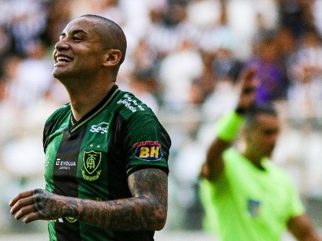 DE VOLTA! 'Parça' de Wellington Paulista, ex-Corinthians, renova contrato com América-MG
