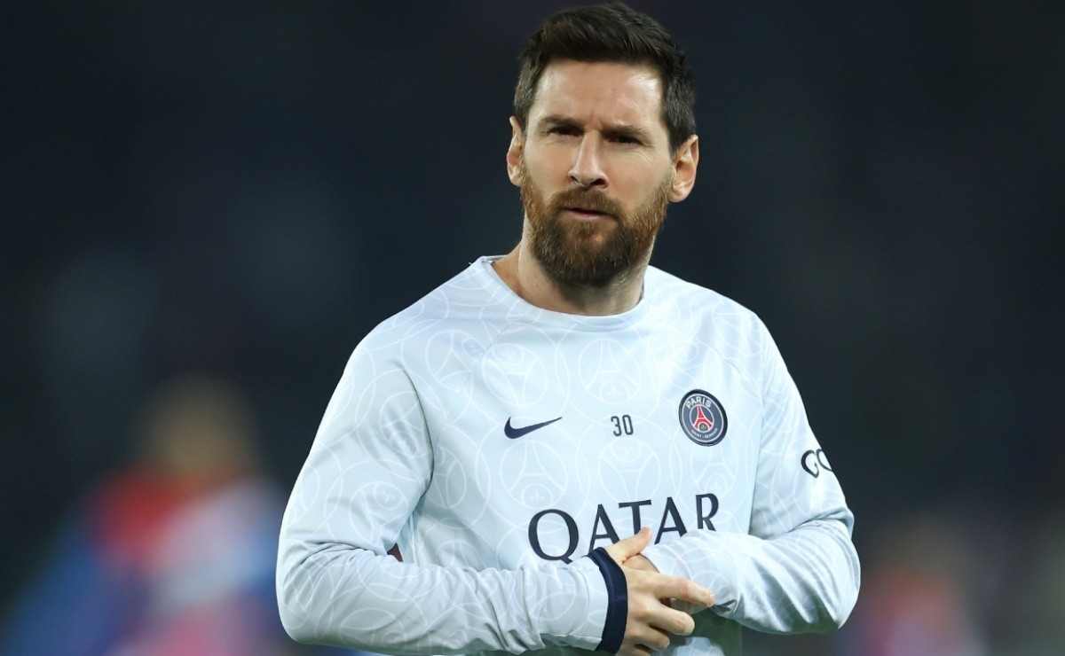 PSG hit crisis point: Lionel Messi drama and fan fury at Neymar's door, Paris Saint-Germain