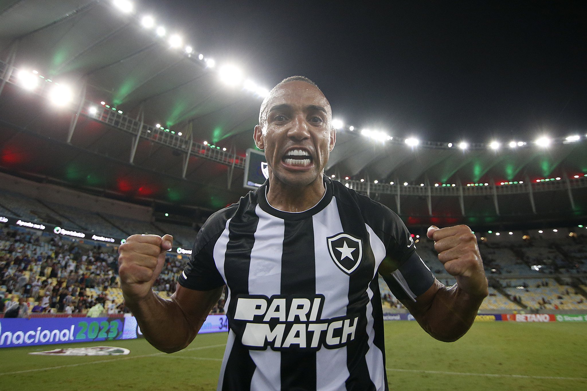 Foto: Vitor Silva/Botafogo - Marçal foi "cortado" pelo DM do Botafogo