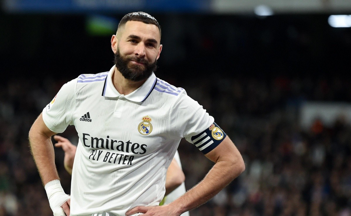 Benzema deja atrás a Raúl para marcar dos goles históricos con la camiseta del Real Madrid en LaLiga