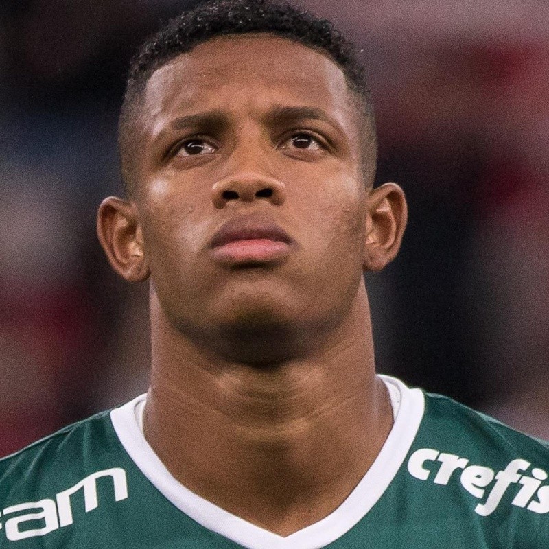 "Confirmado agora"; Palmeiras 'se adianta' para anunciar substituto de Danilo