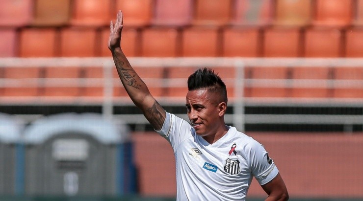 Foto: Ale Cabral/AGIF - Cueva pode voltar a jogar no Peru.