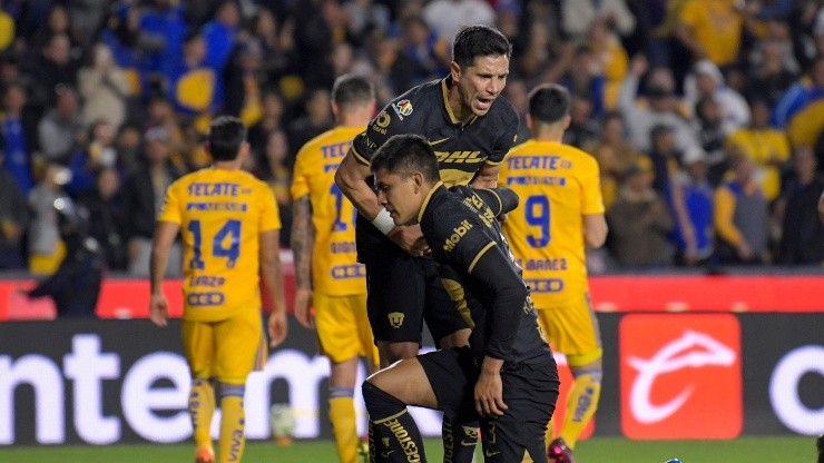 Jesús Molina y Ricardo Galindo ante Tigres.