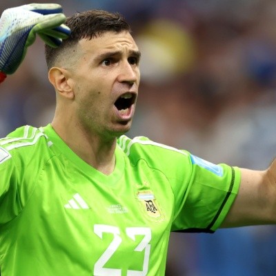 Argentina goalkeeper hair: Emiliano Dibu Martinez with special