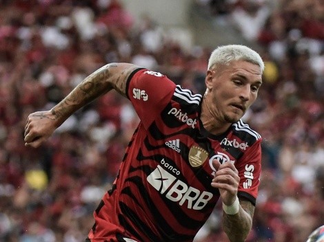 Varela puxa fila de novidades no Flamengo para jogo da Libertadores