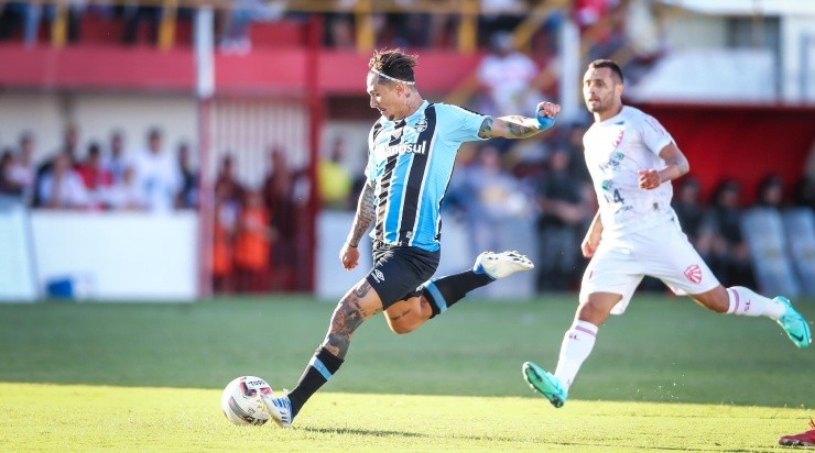 Foto: Lucas Uebel / Grêmio FBPA - Vina só havia feito três jogos nesta temporada.