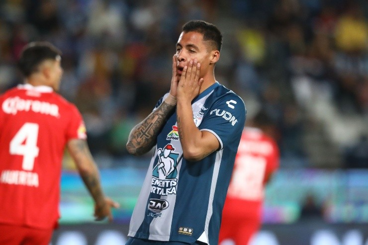 Almada se quejó por el poco descanso que tuvo Pachuca (Imago7)