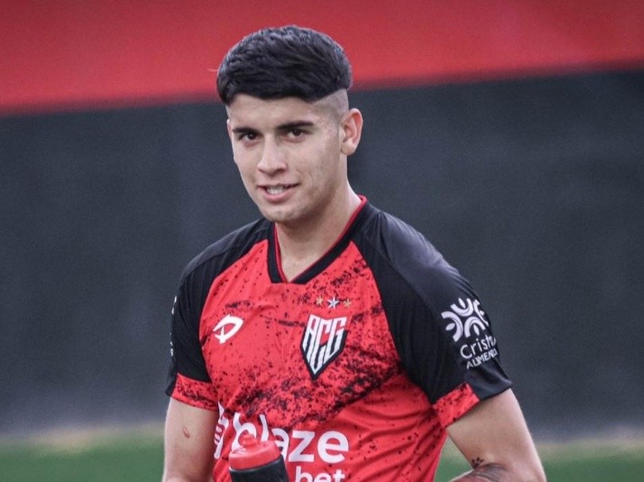 Araos quiere volver a brillar: buscará retomar su nivel en el Atlético Goianiense