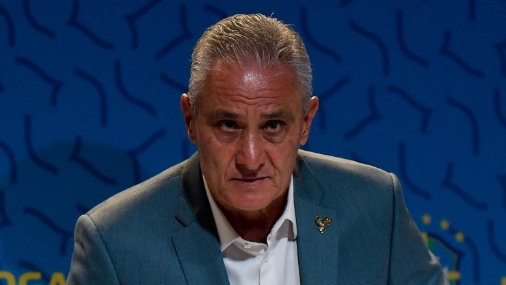 Foto: Thiago Ribeiro/AGIF - Tite chegou a realizar a convocação.