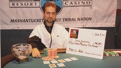 Negreanu recorda a segunda vitória da carreira dele no poker (Foto: Reprodução Twitter oficial Daniel Negreanu @realkidpoker)