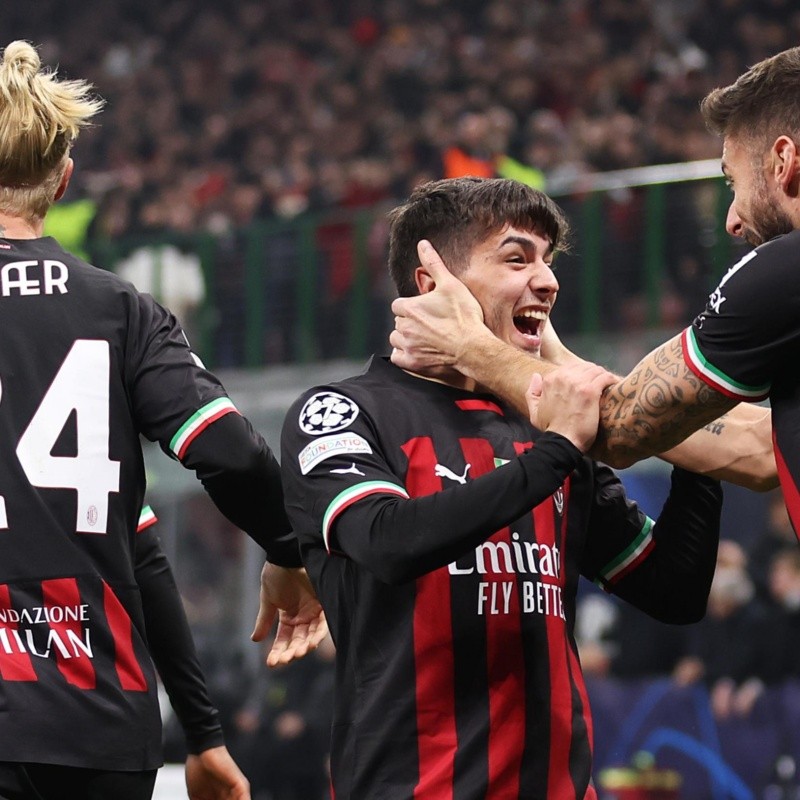 Extravagante: AC Milan reveló su cuarta camiseta