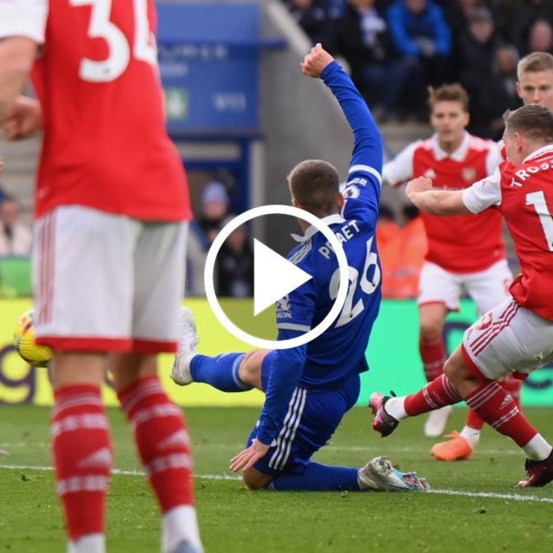 VIDEO: La lupa del VAR le quitó un golazo a Trossard