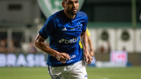 Fernando Moreno/AGIF. Gilberto pode ganhar parça de ataque no Cruzeiro