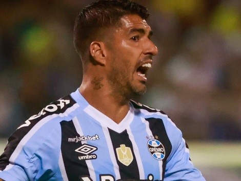 DISCUTÍVEL! Torcida do Grêmio 'ferve' com polêmica sobre Suárez e +1
