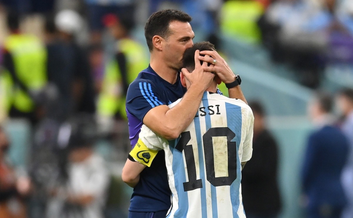 Scaloni espera que Messi jogue a Copa do Mundo de 2026 'pelo bem do  futebol