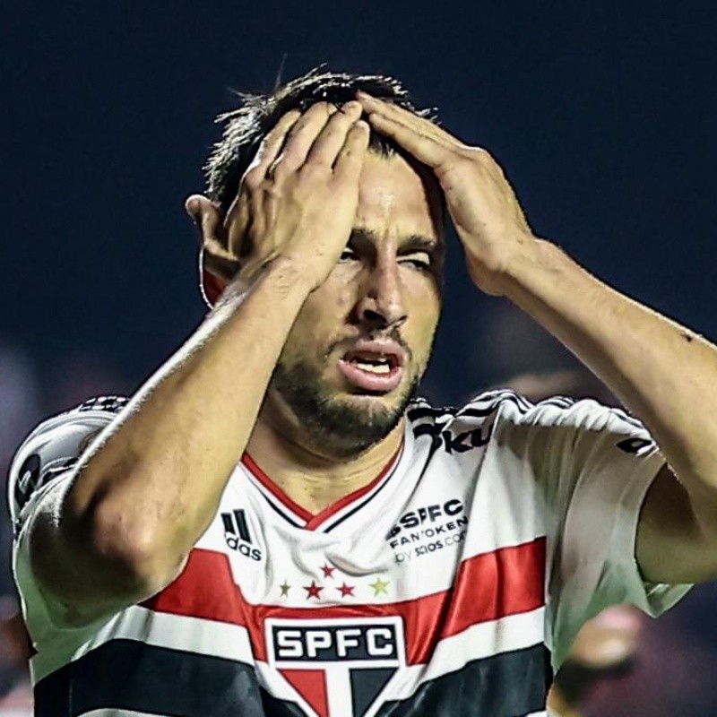 Atualização de agora coloca futuro de Calleri em risco no São Paulo