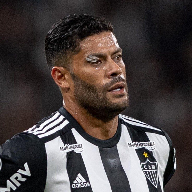 Anúncio de suposta lesão de Hulk quase estraga noite de atleticanos: "Passamos"