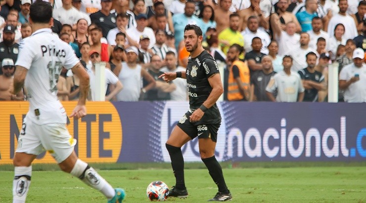 Foto: Fernanda Luz/AGIF - Giuliano afirmou que o Corinthians pode ganhar dois títulos no ano