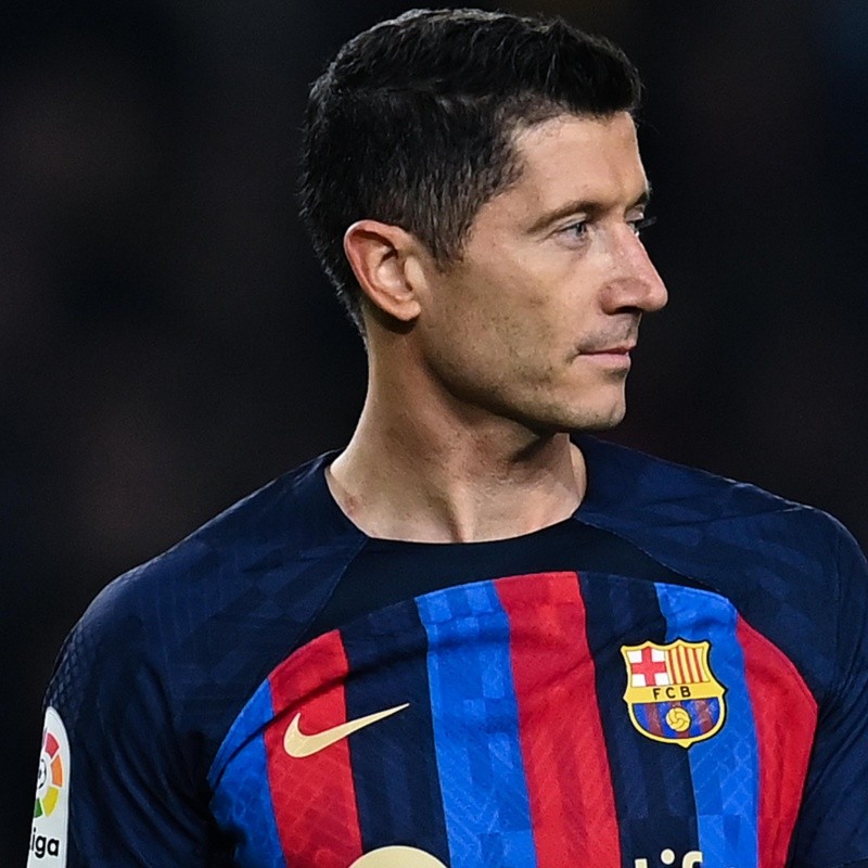 ¿Por qué no juega Lewandowski en Barcelona vs Valencia por La Liga 2023?