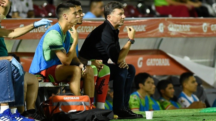 Entrenador de la Liga MX puso en duda su continuidad.