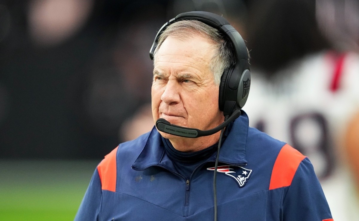 Patriots: Bill Belichick discusses surprise Bailey Zappe roster move