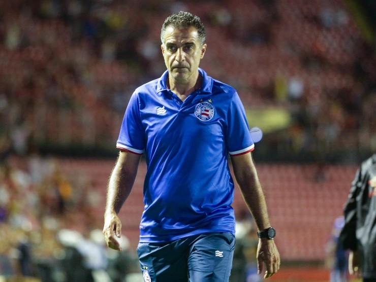 Rafael Vieira/AGIF - Renato Paiva, técnico do Bahia