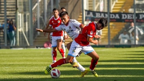 El Cacique y el Manojito de Claveles jugaron en el Estadio Monumental