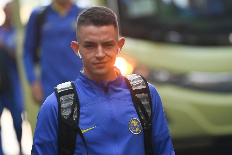 Álvaro Fidalgo en América