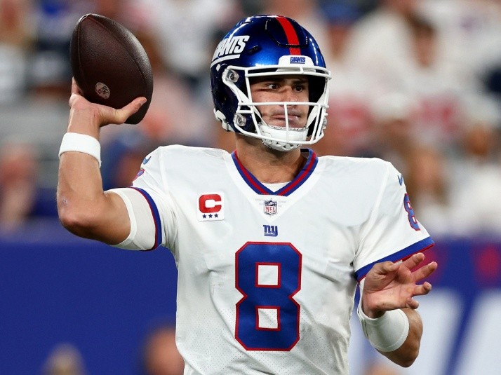 NFL: Daniel Jones out for the season, New York Giants' QB sidelined by torn  ACL
