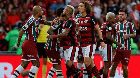 Flamengo enfrenta a su clásico rival Fluminense en el Maracaná.